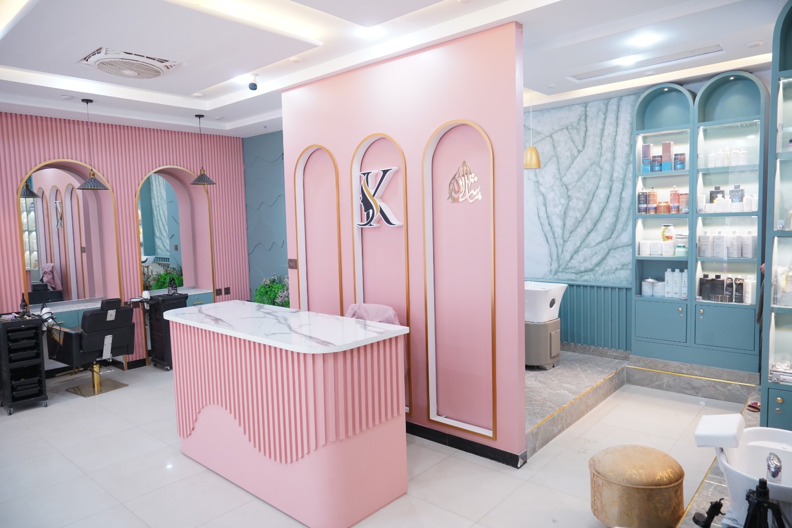 Lavish Women Salon Deals Commercial Branch RWP